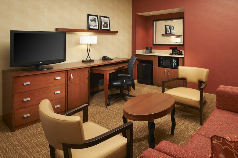 Hotel Courtyard By Marriott Chicago Naperville