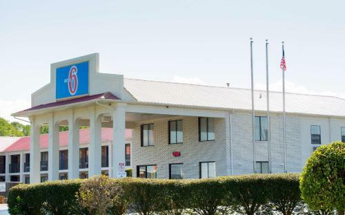 Motel 6 Cookeville