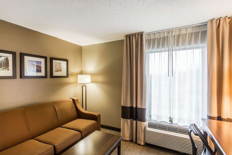 Hotel Comfort Inn & Suites Cookeville