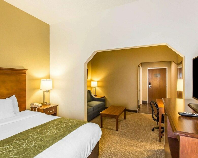 Hotel Comfort Suites Cookeville