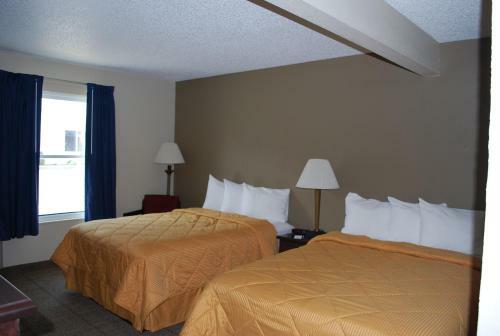 Hotel Clinton Inn & Suites