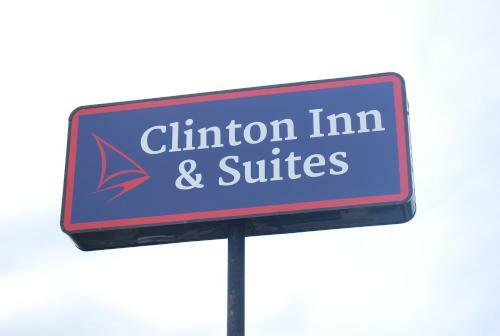 Hotel Clinton Inn & Suites