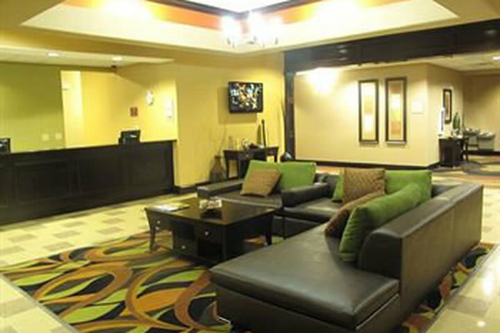 Hotel La Quinta Inn & Suites Mcalester
