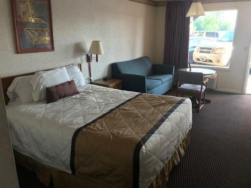 Motel Americas Best Inn - Calhoun
