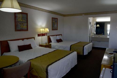 Motel Americas Best Inn - Calhoun