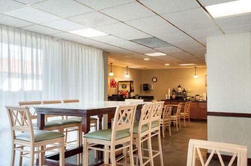Hotel Quality Inn & Suites Laurel