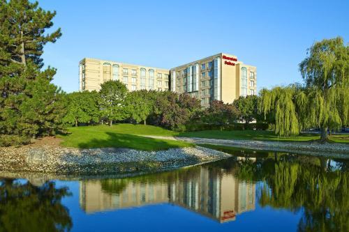 Hotel Sheraton Suites Chicago Elk Grove