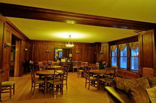 Bed & Breakfast The Inn At Ragged Edge