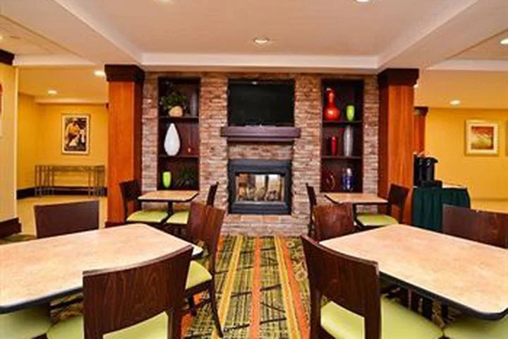 Hotel Fairfield Inn & Suites Cherokee