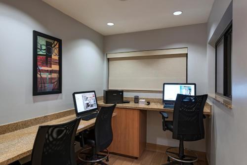 Hotel Towneplace Suites By Marriott Monroe