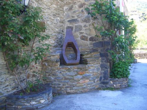 Hostal Monta�a