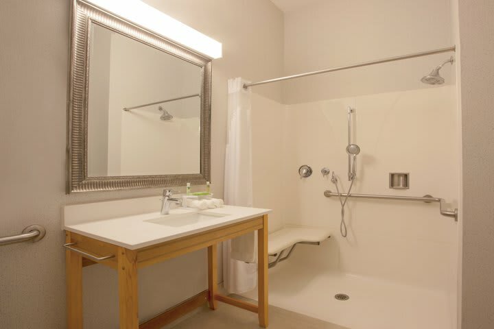 Hotel Comfort Suites Uc Davis