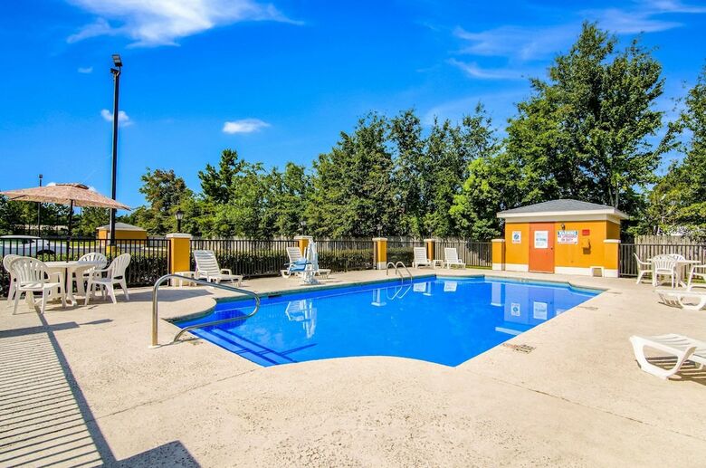 Hotel Quality Inn Saraland