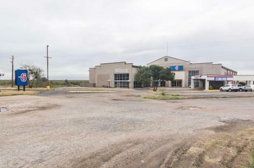 Motel Cline Shale Inn & Suites