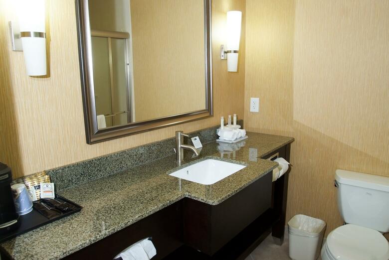 Holiday Inn Express Hotel & Suites Clemson - University Area