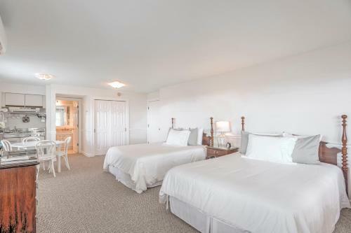 Bed & Breakfast Wades Point Inn On The Bay