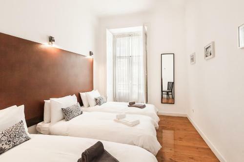 Apartamento Cr - Correeiros