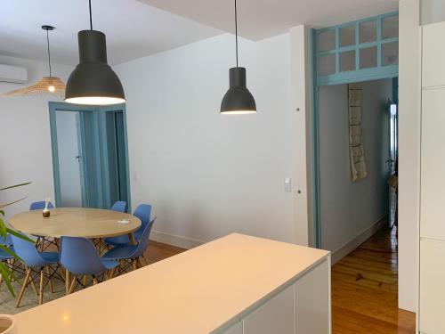 Apartamento Cr - Correeiros