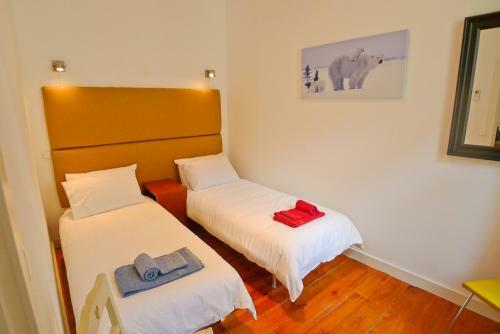 Apartamento Cr - Correeiros