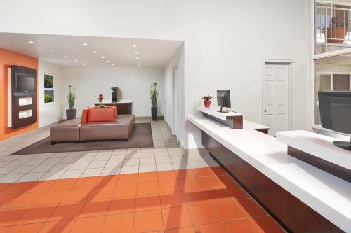 Motel 6 Redlands