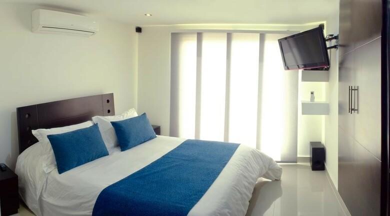 Hotel D' Leon