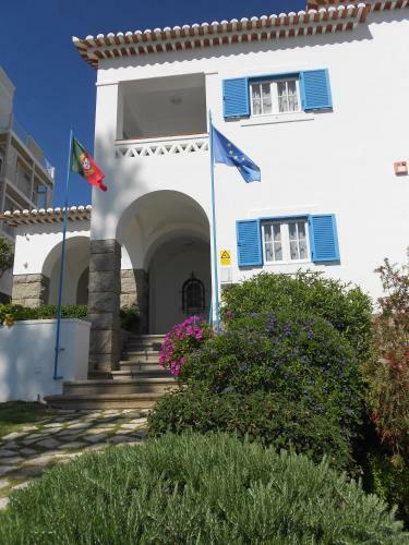 Bed & Breakfast Albergaria Vila Lido