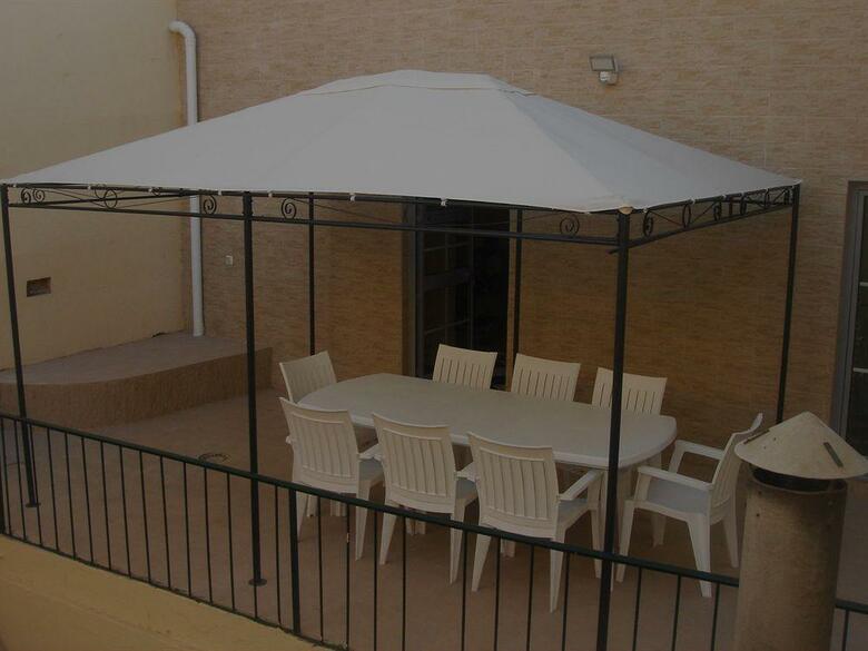 Hostal Downtown Guest House
