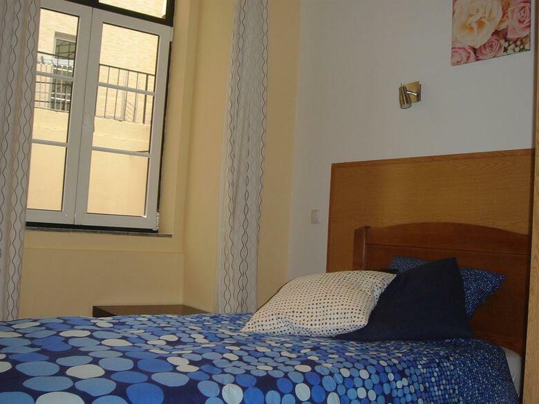 Hostal Downtown Guest House