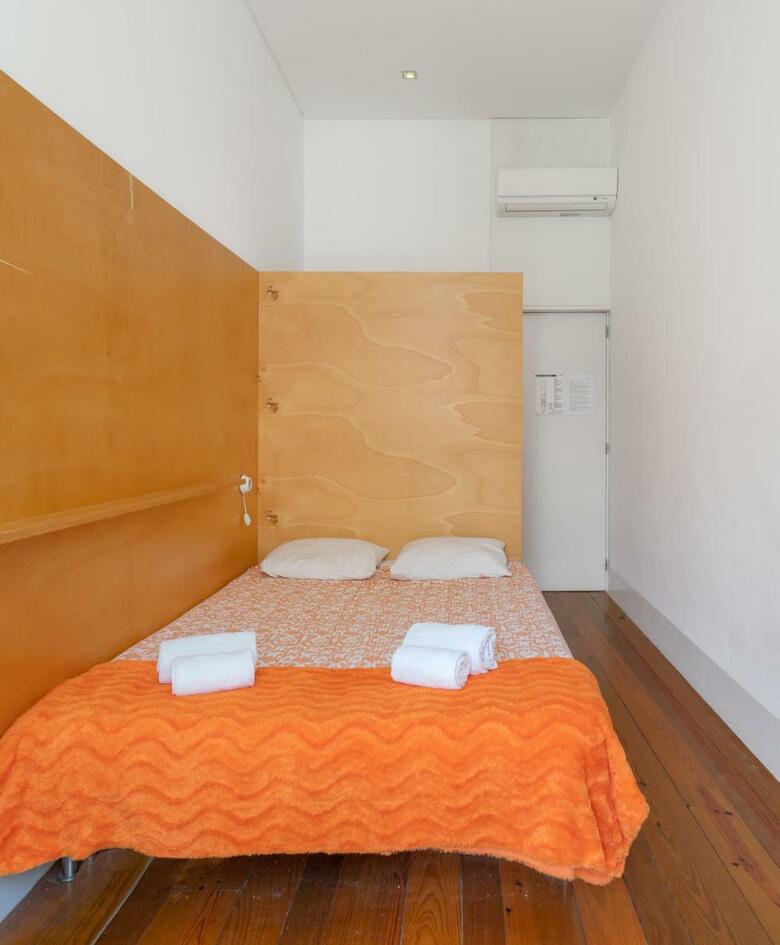 Porto Lounge Hostel & Guesthouse