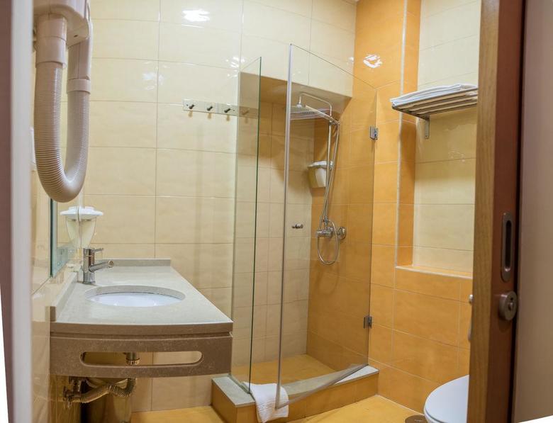 Hostal Inn Fashion Residence
