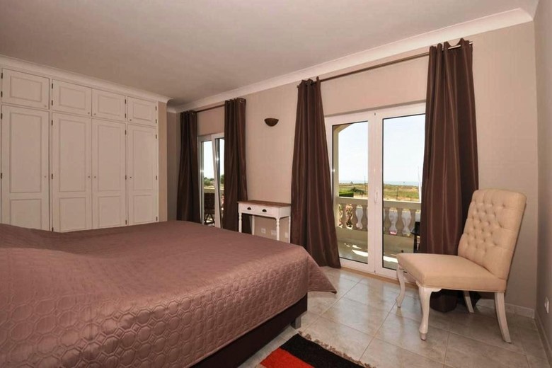 Bed & Breakfast Beachhouselagos