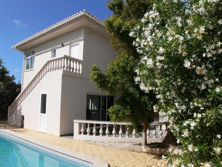 Bed & Breakfast Beachhouselagos