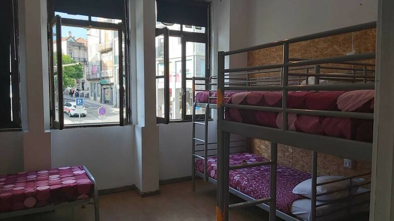 Porto Downtown Hostel
