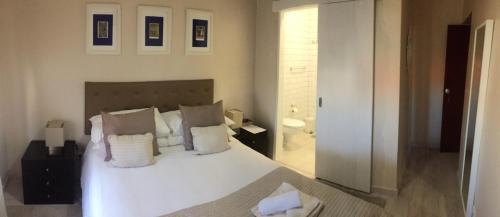 Hostal Peniche Sleep House Residence