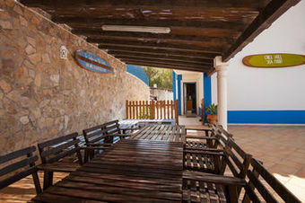 Ericeira Chill Hill Hostel & Private Rooms