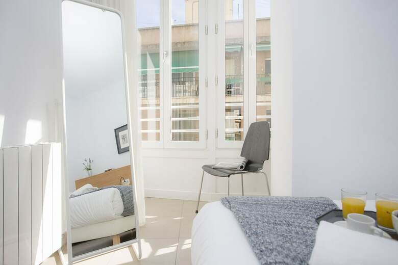 Apartamento Singularstays Mar44