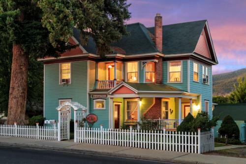 Roseberry House Bed & Breakfast