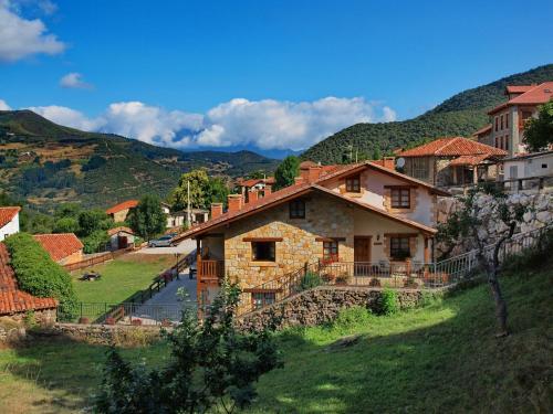 Agroturismo Casa Rural Los Llares