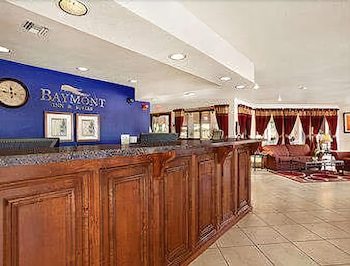 Motel Baymont Inn And Suites
