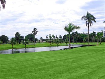 Shula's Hotel & Golf Club