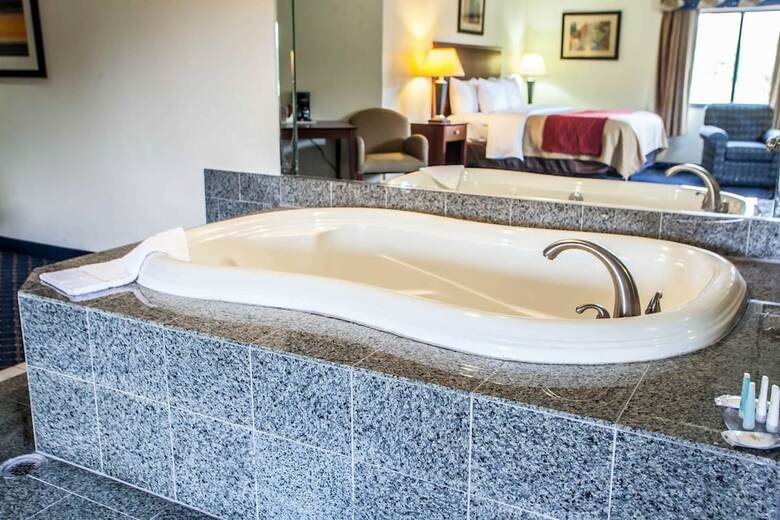 Hotel Comfort Inn