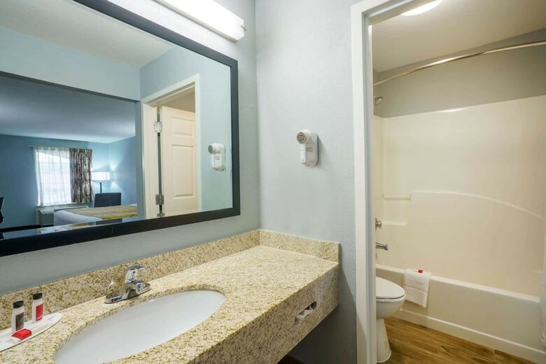 Motel Baymont Inn And Suites Gallatin