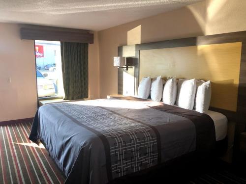 Motel Legacy Inn - Gallatin