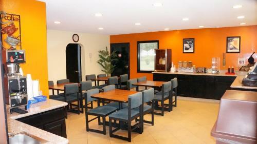 Motel Regency Inn & Suites Pittsburg