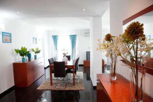 Apartamento Rocha Tower By Beach Rentals