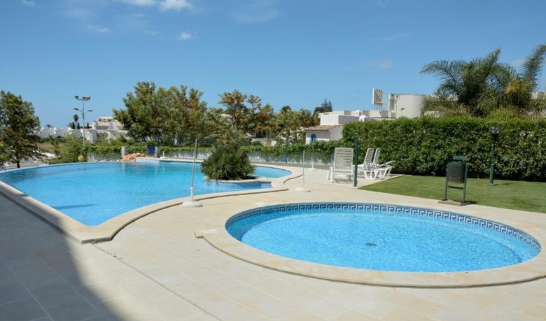 Apartamento Akisol Arma��o Pera Beach