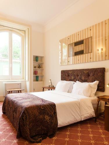 Hostal The Independente Suites & Terrace