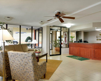 Hotel Quality Inn & Suites Clarksville