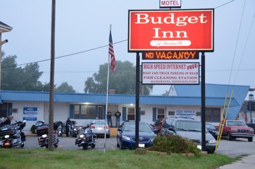 Motel Budget Inn Marinette