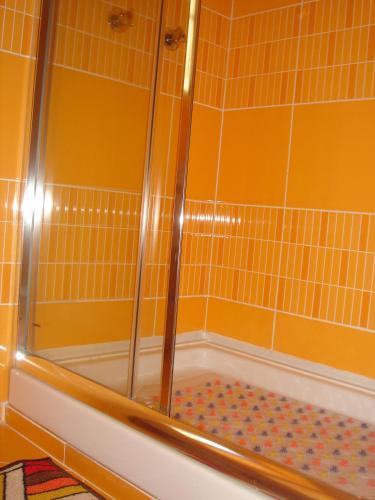 Hostal Baixa Guesthouse